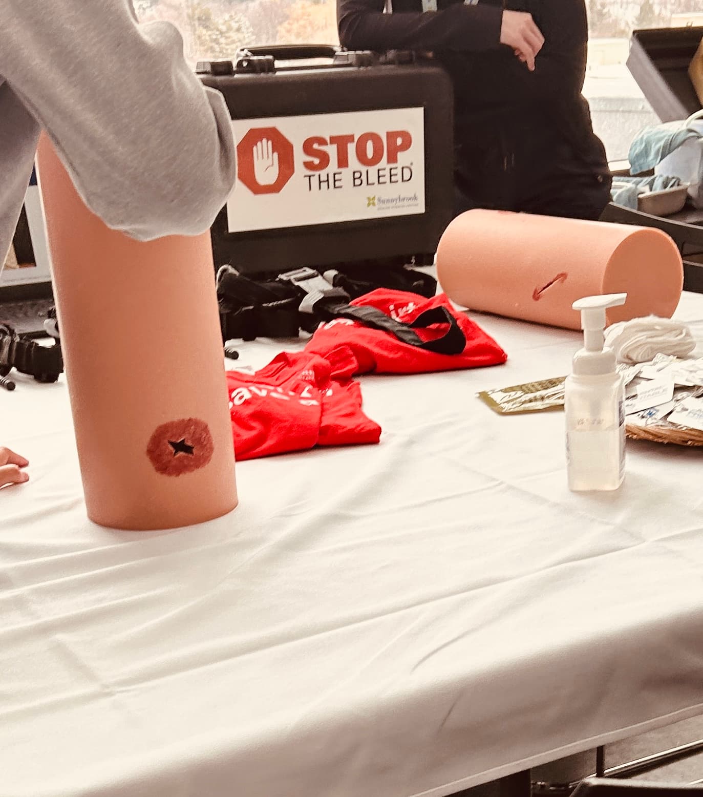 Inside the ER: A Day of Hands-On Training at Sunnybrook Health Sciences Centre - Image 4