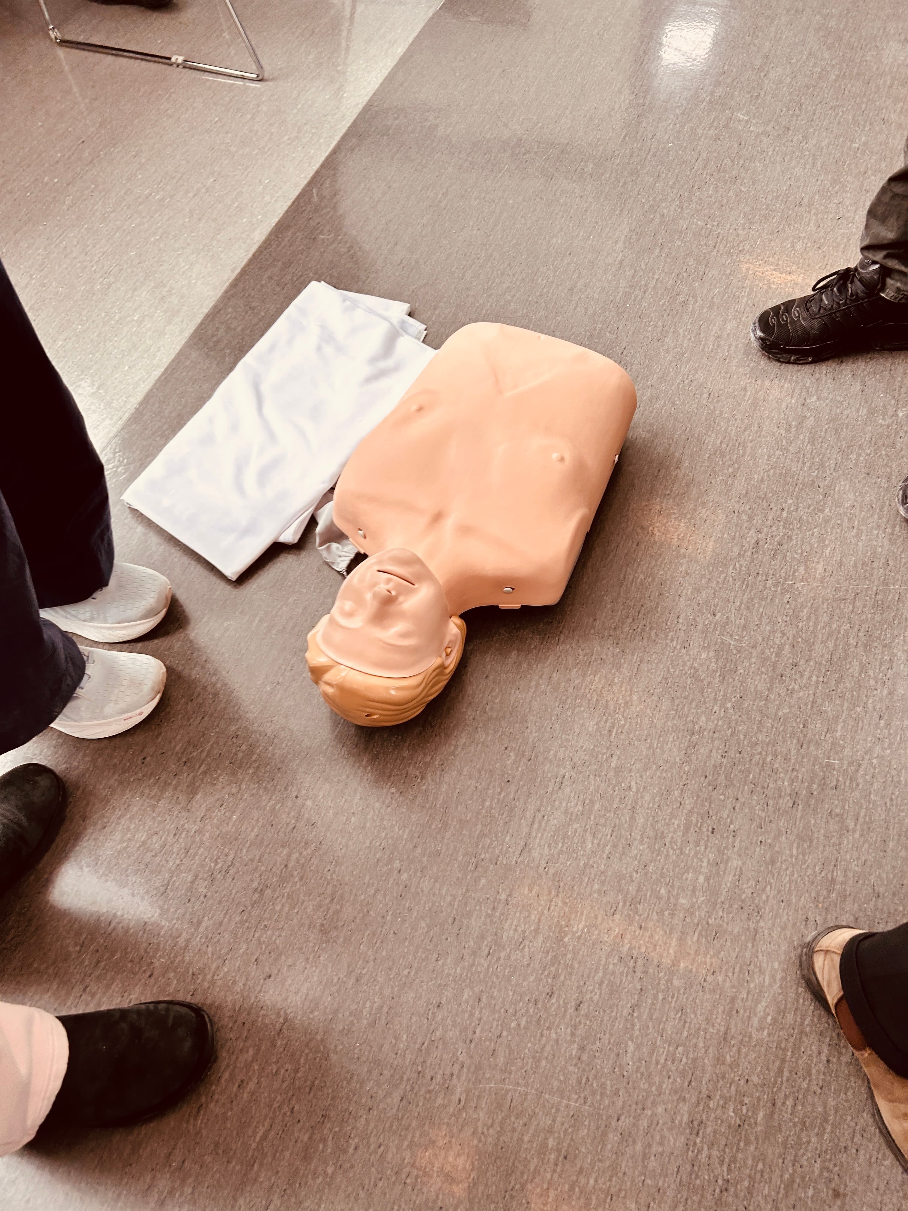 Inside the ER: A Day of Hands-On Training at Sunnybrook Health Sciences Centre - Image 6